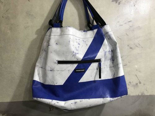 ミナペルホネンのFREITAG