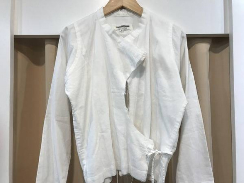 ナチュラルブランドのコムデギャルソン