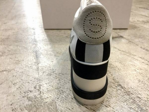 レアアイテムのステラマッカートニー