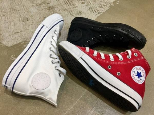 スタッフ募集のコンバース