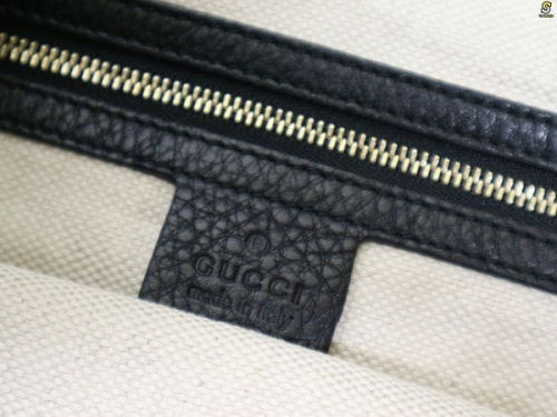 GUCCI(グッチ)のLOUIS VUITTON(ルイヴィトン)