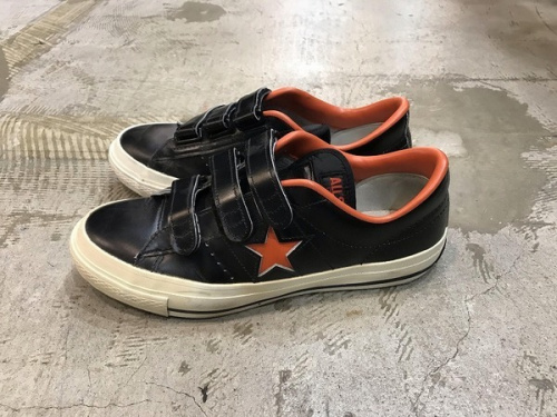 コンバースのスニーカー