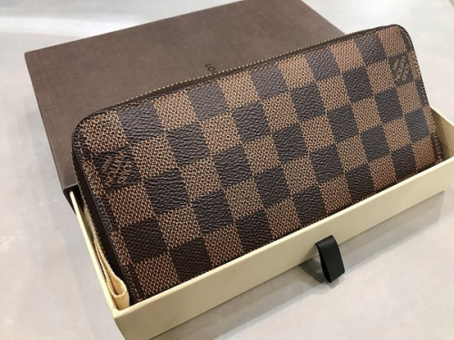 LOUIS VUITTONのルイヴィトン