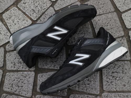 スポーツブランドのNEW BALANCE