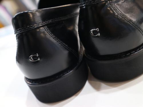 靴　ローファーのメンズ