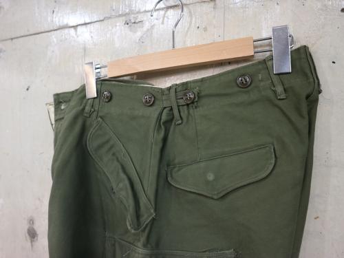 field pantのフィールドパンツ