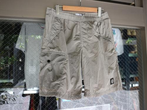 STONE ISLANDのストーンアイランド