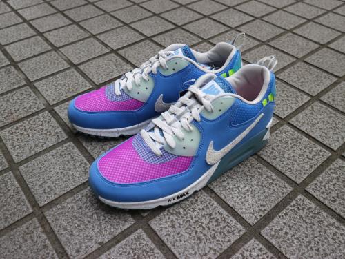 UNDEFEATED×NIKEのアンディフィーテッド×ナイキ