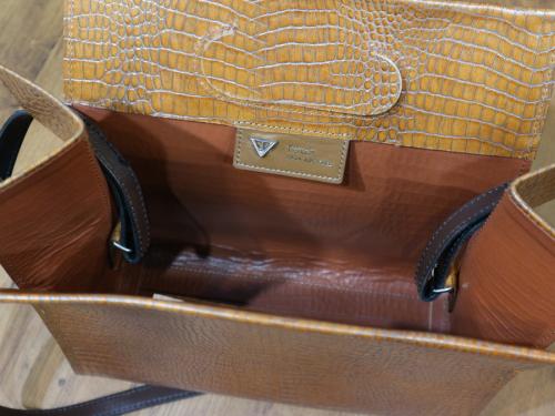 スモールレザーバッグのレディース