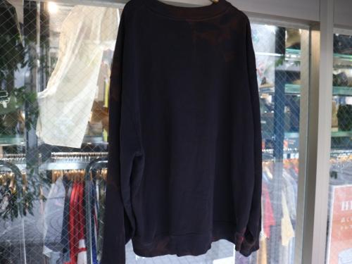 アクネストゥディオズのスウェット