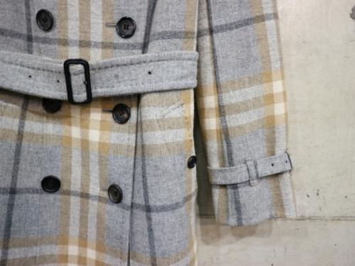 バーバリーロンドンのウールカシミヤトレンチコート