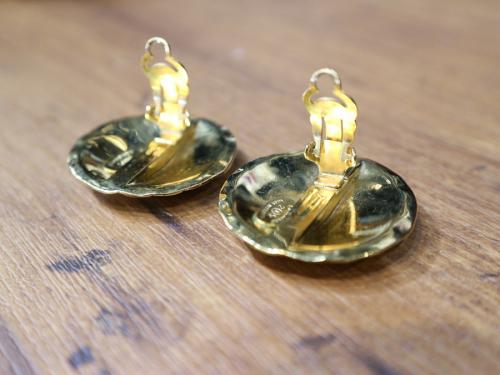 シャネルのココマークマトラッセイヤリング