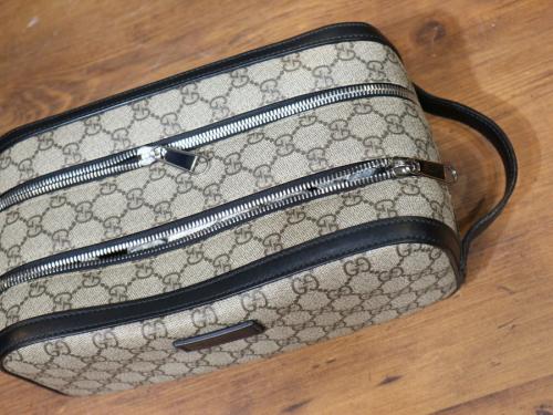 セカンドバッグのメンズ