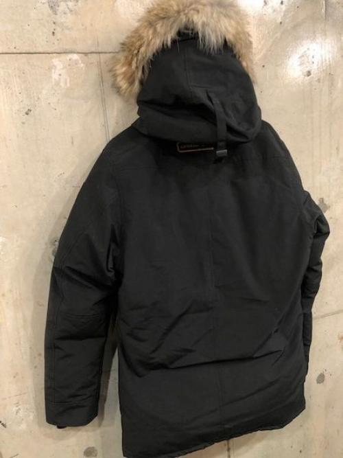 カナダグースのジャスパー ダウン