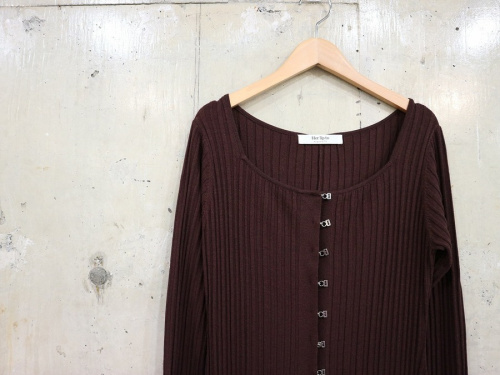 フェミニンブランドのHER LIP TO