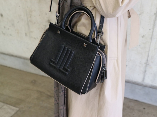 ビジネスアイテムのLANVIN en Bleu