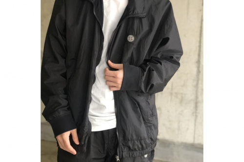 インポートブランドのSTONE ISLAND