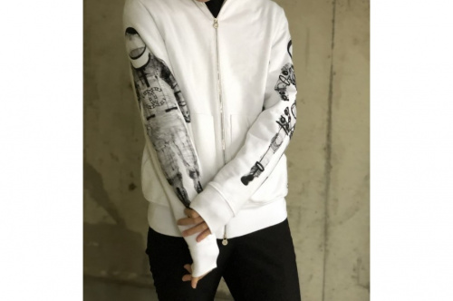 メンズのトップス