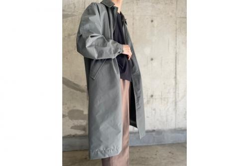 トップスのステンカラーコート