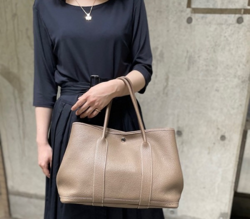 ラグジュアリーブランドのHERMES