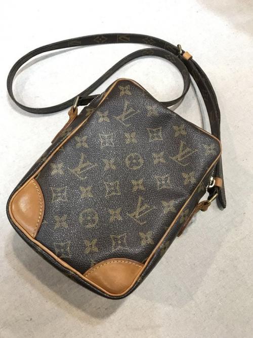LOUIS VUITTON 　のルイ ヴィトン　