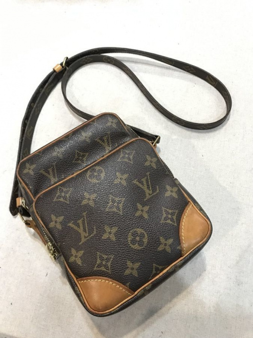 ラグジュアリーブランドのLOUIS VUITTON 　