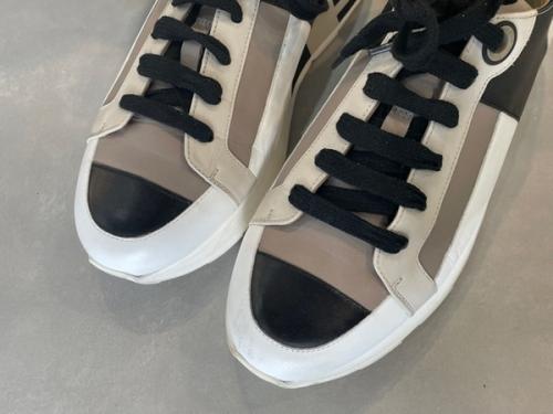 スニーカーのメンズ