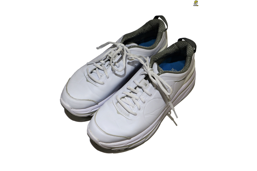 ダットスニーカーの最右翼！！ 歩きやすさも抜群のHOKA ONEONE 