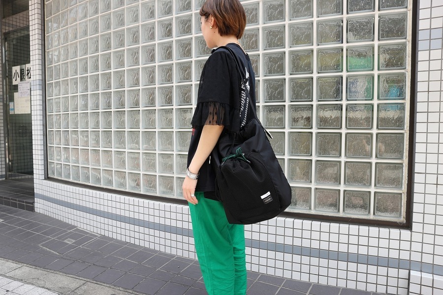 TOGA PULLA X PORTER MESH BAG | www.innoveering.net