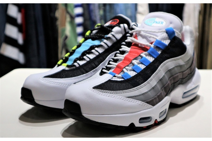 NIKE AIR MAX 95 QS GREEDY SPLIT STYLE