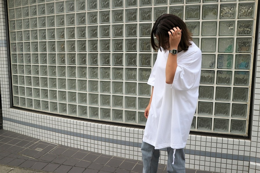 COGTHEBIGSMOKE/コグ ザ ビッグスモーク】からロングTシャツが