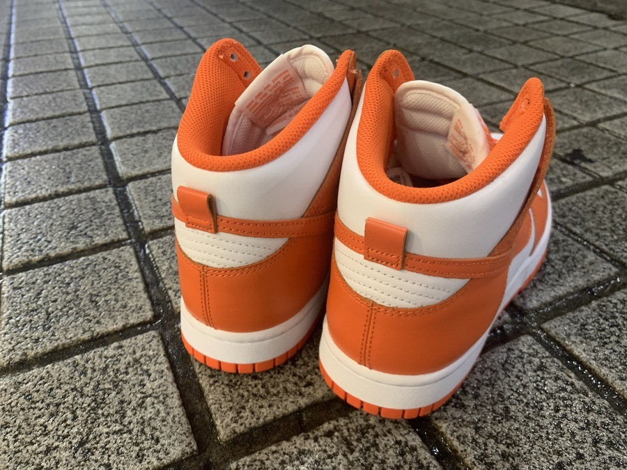 買取強化ブランドNIKE/ナイキよりダンク ハイ レトロ オレンジ