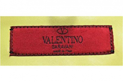 「ヴァレンティノのバッグ 」