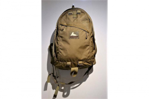 BEAMS PLUSのコラボ