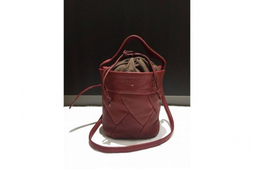 ゲンテンのレザー