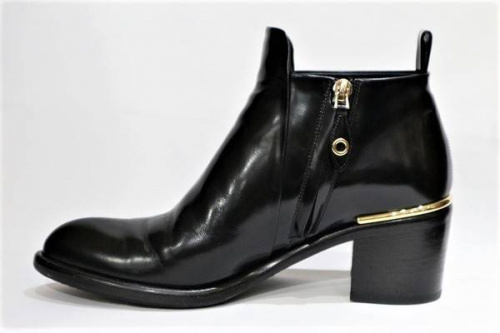 ラグジュアリーブランドの買取入荷