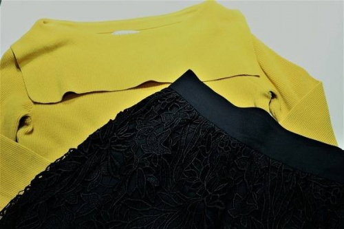 買取入荷のキャリアファッション