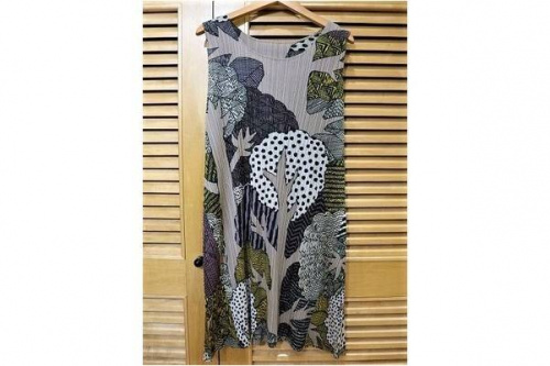 買取入荷のプリーツプリーズ