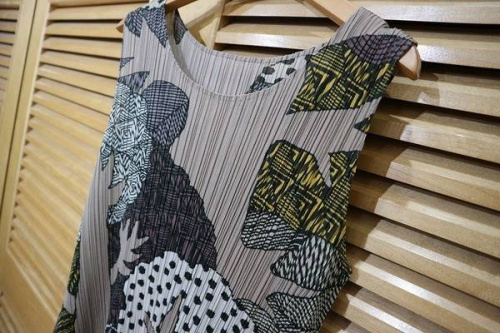 プリーツプリーズの葛飾区古着屋