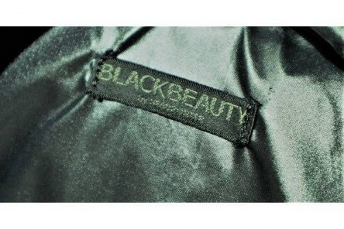 ストリートブランドのコラボ・別注アイテム