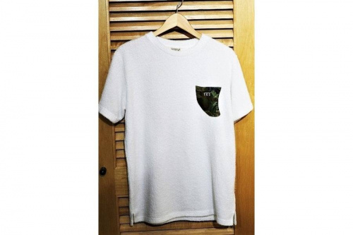 買取入荷のポケットTシャツ