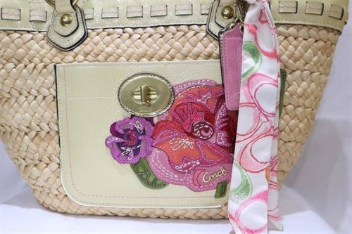 買取入荷のラグジュアリーブランド