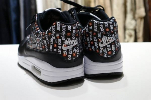 NIKEの亀有古着屋