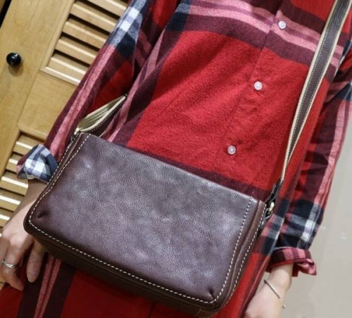 土屋鞄の亀有古着