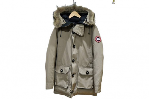 インポートブランドのカナダグース