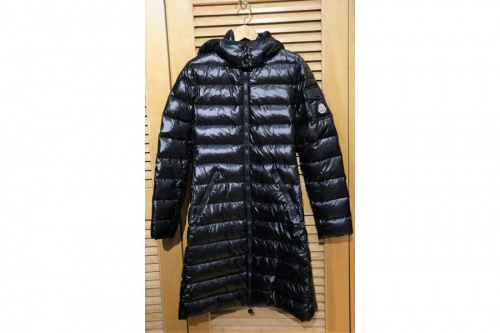 インポートブランドのモンクレール