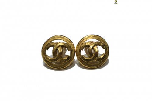 ヴィンテージアイテムのCHANEL（シャネル）