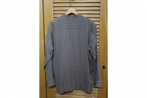 イッセイミヤケのシャツ