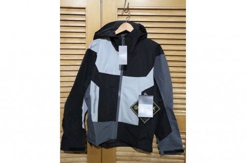 ARCTERYX×BEAMSのアークテリクス×ビームス
