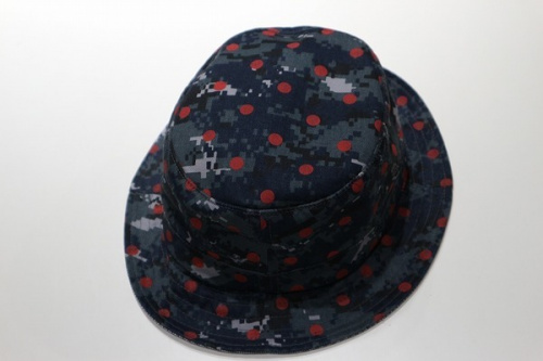 シュプリームのcomme des garcons